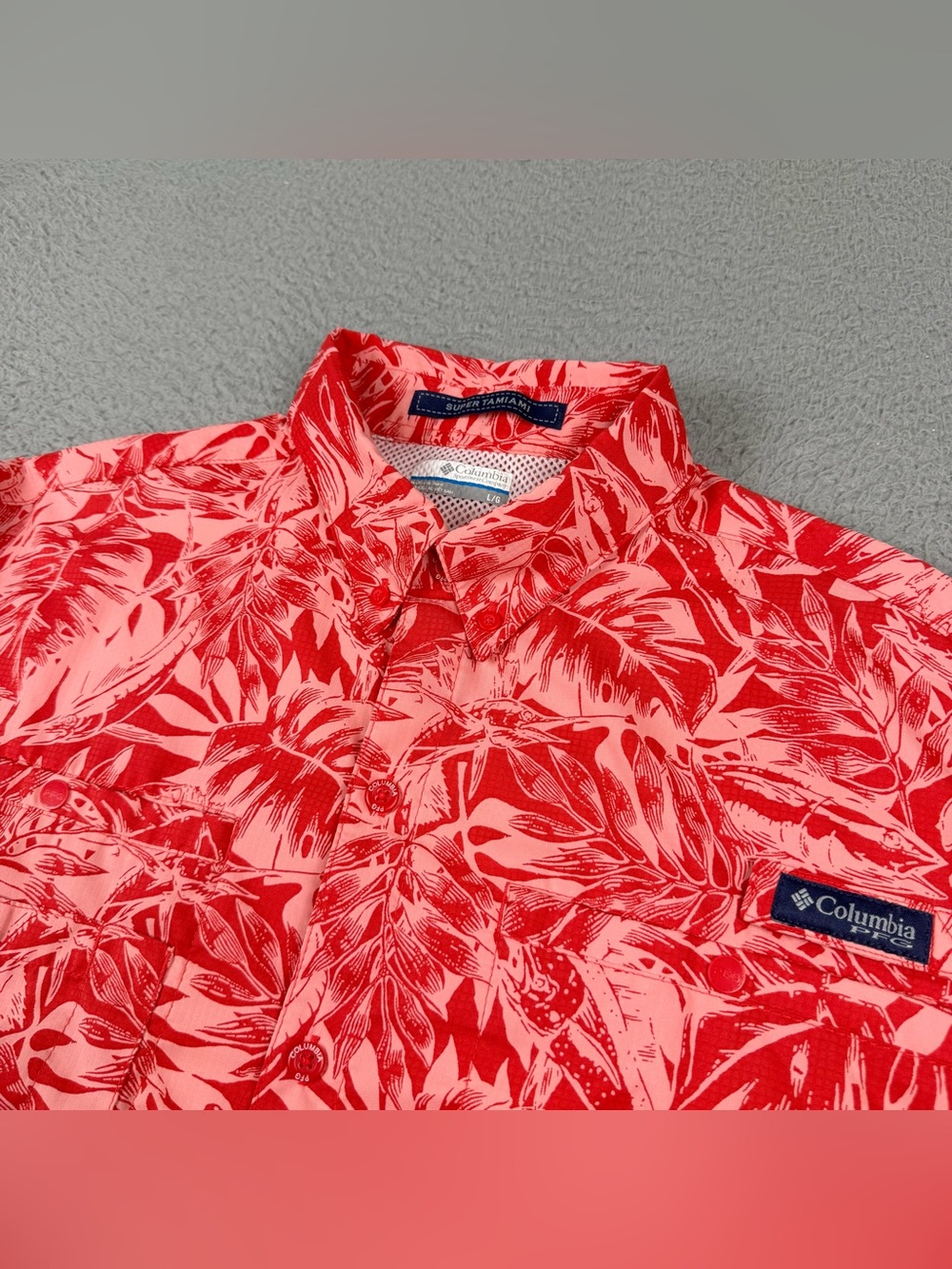Columbia PFG Super Tamiami Shirt Mens Large Red Pink Fish Button Vented Outdoors